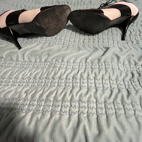 Chanel Women's size 9.5 stiletto heeled saddle oxfords - Picture 4 of 4